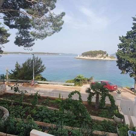 Shabby Chic Beach Cottage Hvar Χβαρ Εξωτερικό φωτογραφία