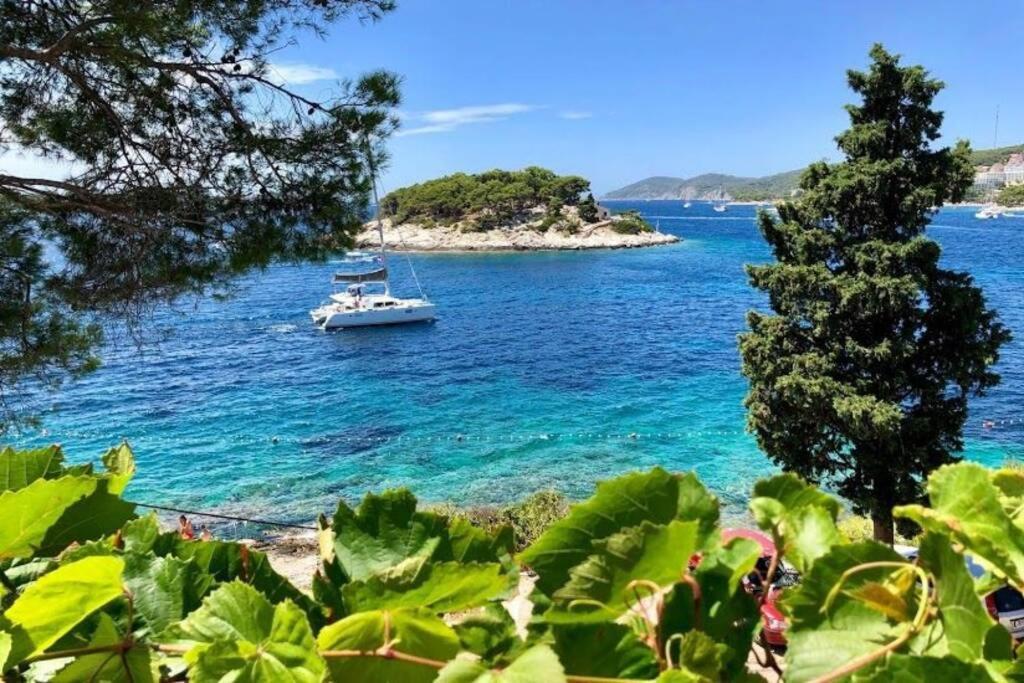 Shabby Chic Beach Cottage Hvar Χβαρ Εξωτερικό φωτογραφία